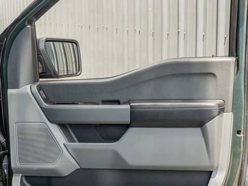 Used 2022 Ford F150 XLT w/ XTR Package image 41