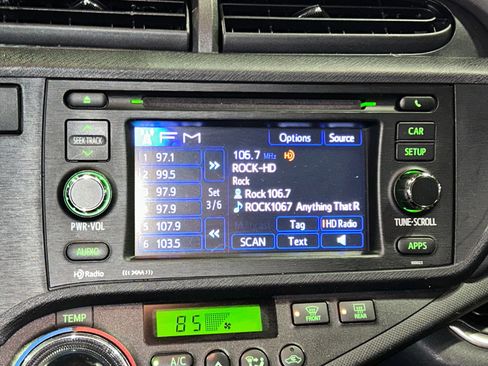 Used 2014 Toyota Prius C Three image 17