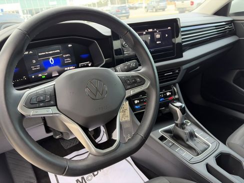 Used 2025 Volkswagen Jetta S image 13