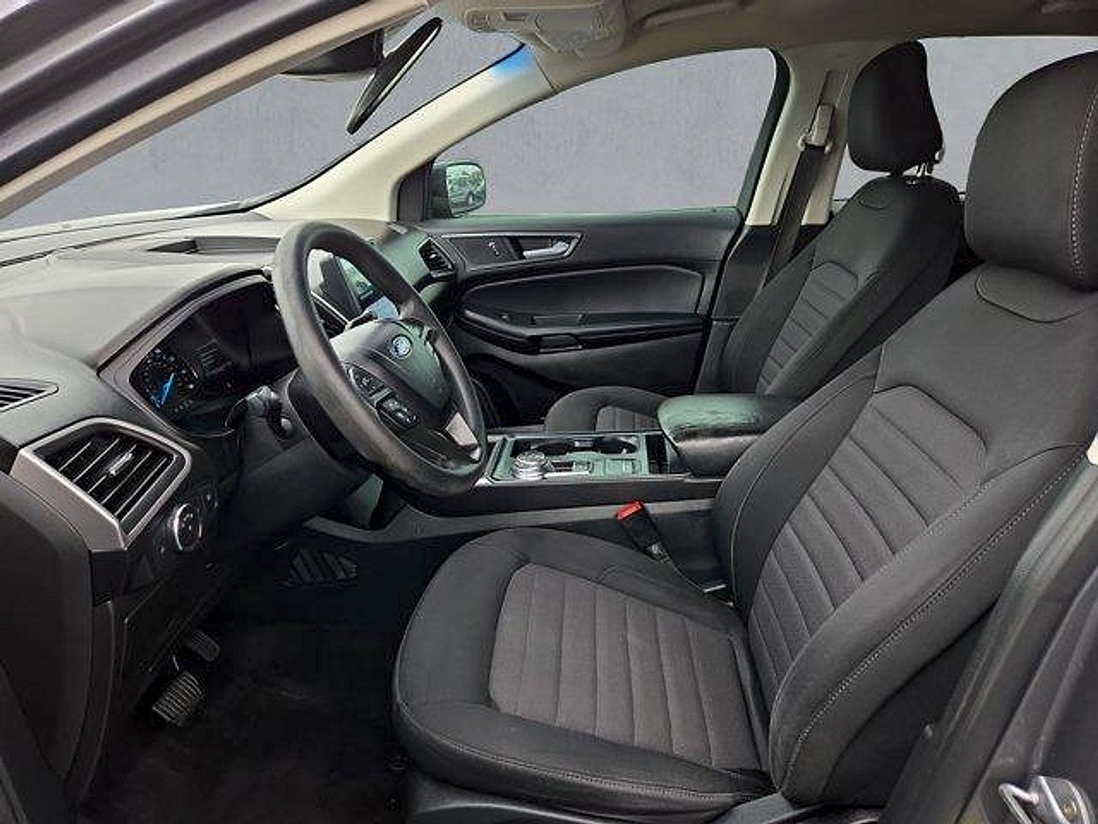 Used 2022 Ford Edge SE w/ Black Appearance Package AWD/4WD image 11