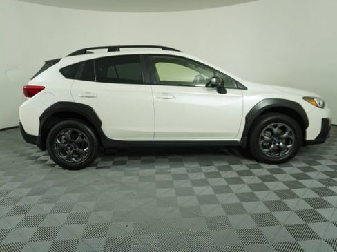 Used 2022 Subaru Crosstrek 2.5i Sport w/ Moonroof Package AWD/4WD image 8