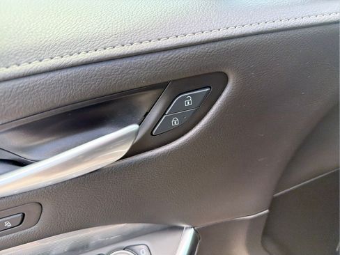 Used 2024 Cadillac XT4 Premium Luxury FWD image 27