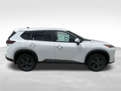 New 2026 Nissan Rogue SV AWD/4WD image 9