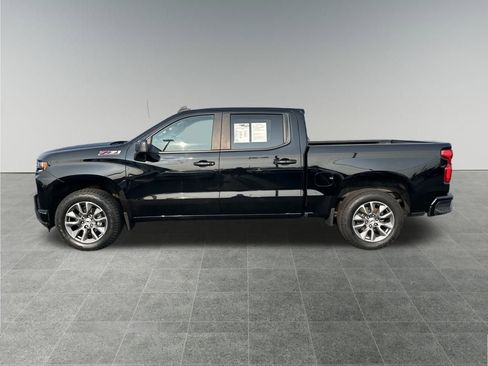 Used 2022 Chevrolet Silverado 1500 RST image 2