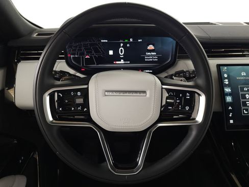 Certified 2025 Land Rover Range Rover Sport SE image 22