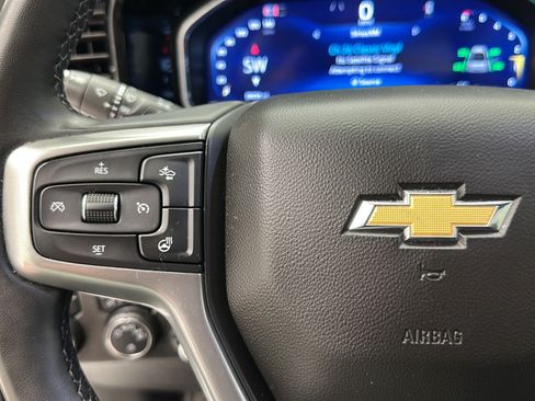 Used 2024 Chevrolet Silverado 1500 LT AWD/4WD image 19