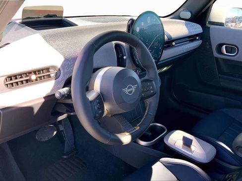 New 2026 MINI Cooper 4-Door Hardtop FWD image 8