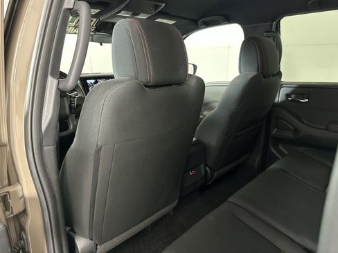 Used 2024 Nissan Frontier PRO-4X w/ Technology Package AWD/4WD image 23