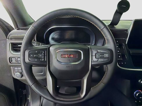 Used 2023 GMC Yukon AT4 image 14