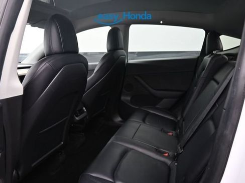 Used 2022 Tesla Model Y Long Range AWD/4WD image 14