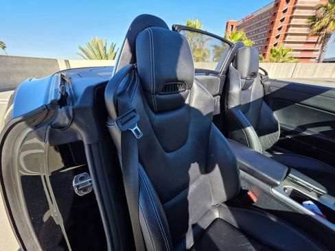 Used 2013 Mercedes-Benz SLK 250 w/ Premium I Pkg image 11