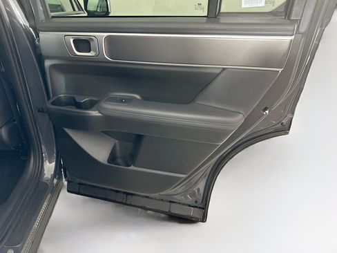 Used 2025 Hyundai Santa Fe SEL FWD image 31