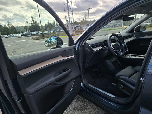 Used 2025 Volvo EX90 Ultra image 19