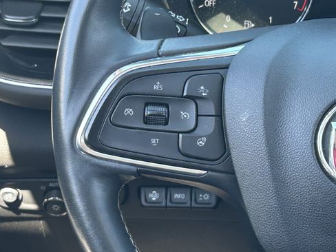 Certified 2022 Buick Envision Essence w/ Technology Package I AWD/4WD image 25