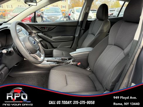 Used 2018 Subaru Impreza 2.0i Premium image 12