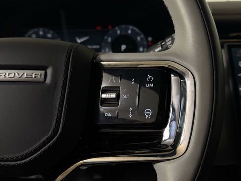 Used 2026 Land Rover Range Rover Velar Dynamic SE image 32