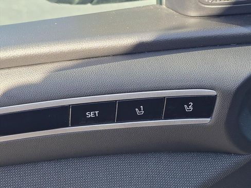 Used 2024 Hyundai Tucson Limited image 17