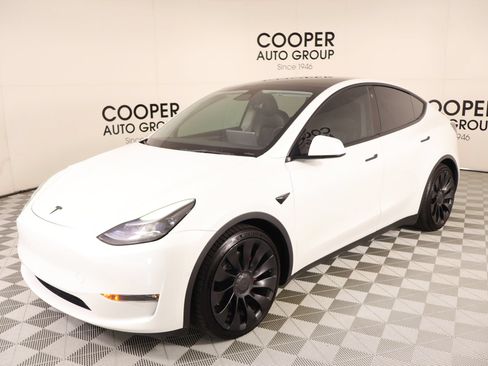 Used 2022 Tesla Model Y Performance AWD/4WD image 8