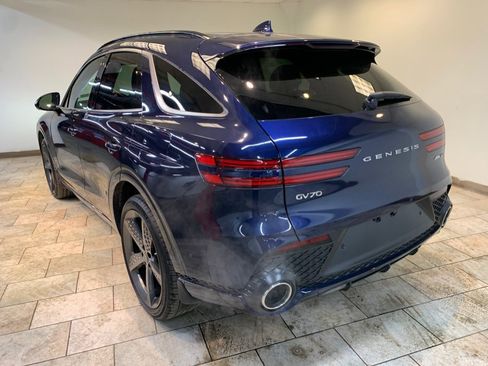 Used 2023 Genesis GV70 3.5T Sport w/ Sport Prestige Package AWD/4WD image 7