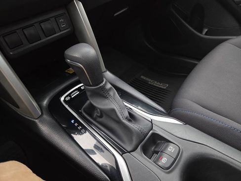 Used 2023 Toyota Corolla Cross SE image 25