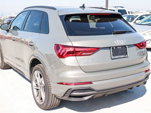 New 2025 Audi Q3 2.0T Premium image 9