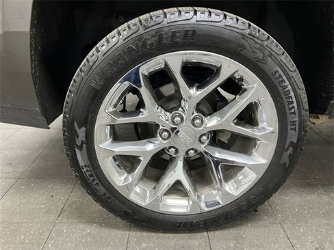 Used 2020 Cadillac Escalade Platinum image 34