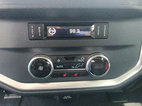 New 2026 Ford Expedition Platinum image 28