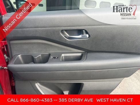 Certified 2022 Nissan Pathfinder SV w/ Cargo Package image 41