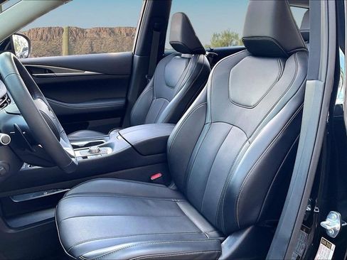 Used 2026 INFINITI QX60 Luxe w/ Family Package FWD image 25