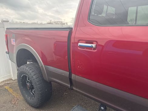 Used 2017 Ford F250 Lariat w/ Lariat Ultimate Package image 20