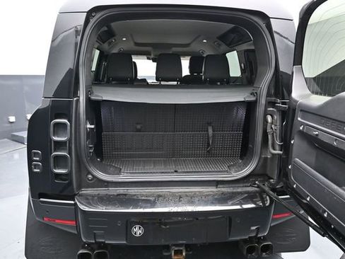 Used 2020 Land Rover Defender 110 S AWD/4WD image 9
