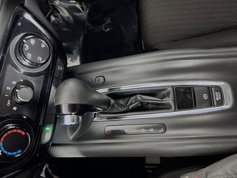 Used 2016 Honda HR-V LX image 24