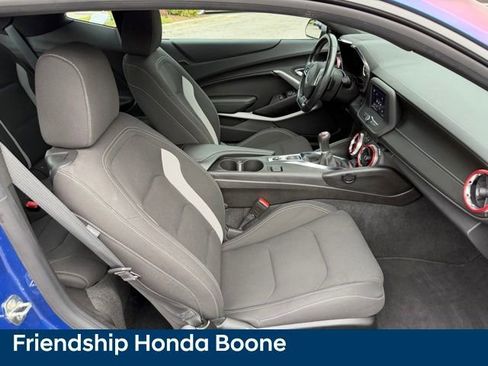 Used 2021 Chevrolet Camaro LT RWD image 33