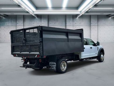 Used 2017 Ford F550 4x4 Crew Cab Super Duty image 5