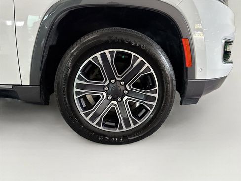 Used 2022 Jeep Wagoneer Series III w/ Convenience Group I AWD/4WD image 36