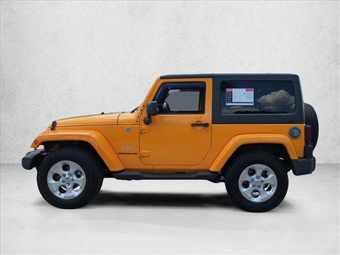 Used 2013 Jeep Wrangler Sahara w/ Connectivity Group AWD/4WD image 9