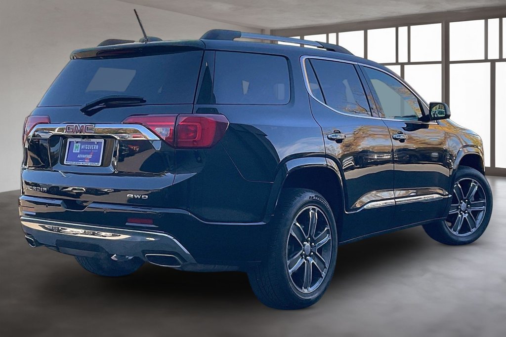 Used 2019 GMC Acadia Denali w/ Technology Package AWD/4WD image 7
