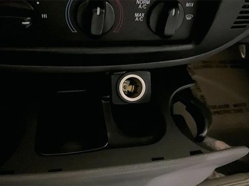 Used 2003 Mercury Grand Marquis GS image 23