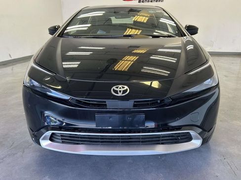 Used 2026 Toyota Prius Plug-In Hybrid FWD image 8