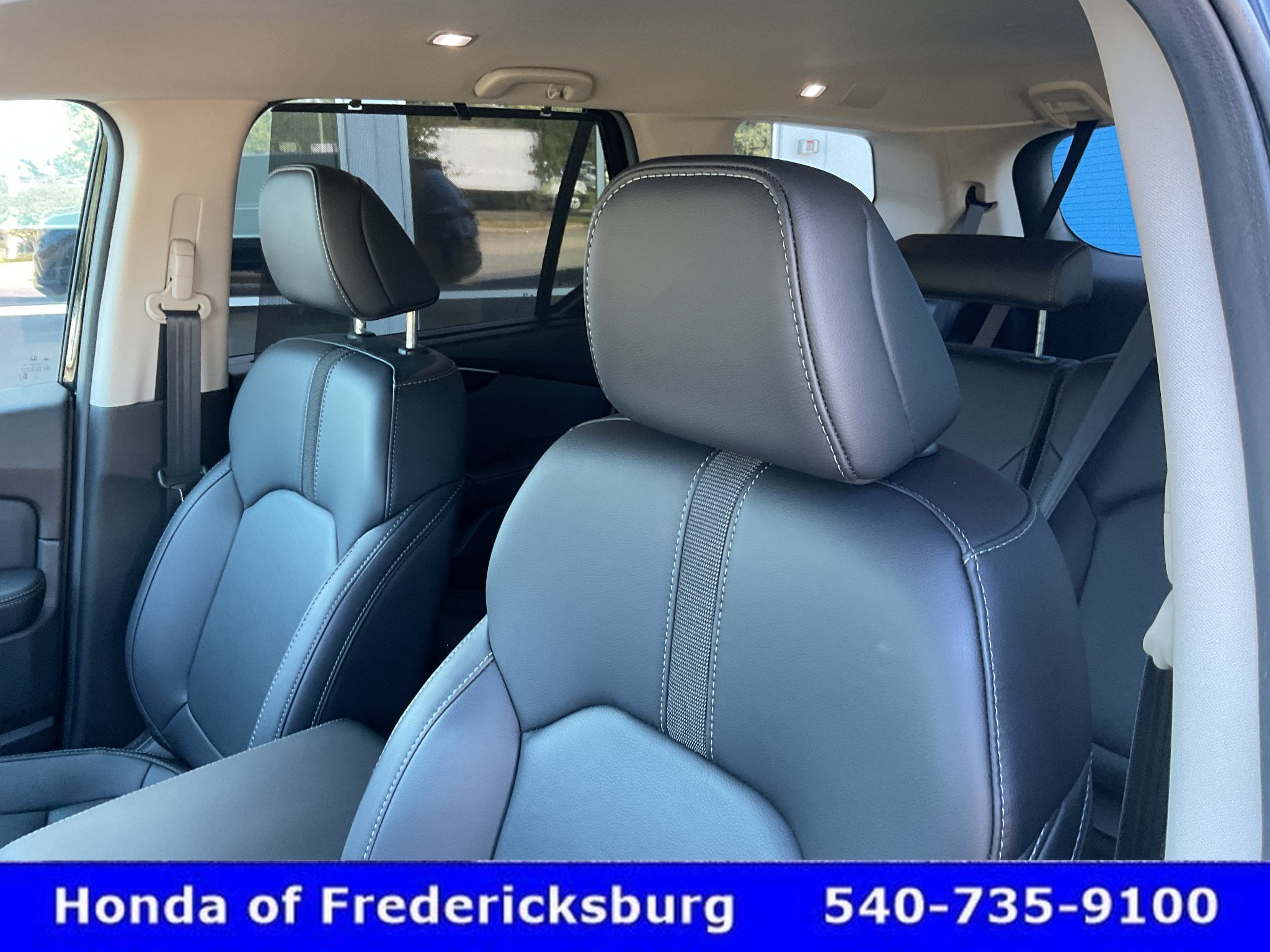 Used 2025 Honda Pilot EX-L image 24