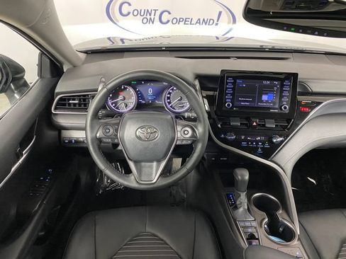 Certified 2023 Toyota Camry SE w/ Cold Weather Package AWD/4WD image 17