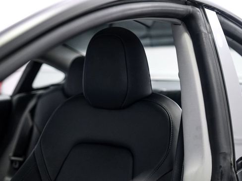 Used 2023 Tesla Model 3 Performance image 34