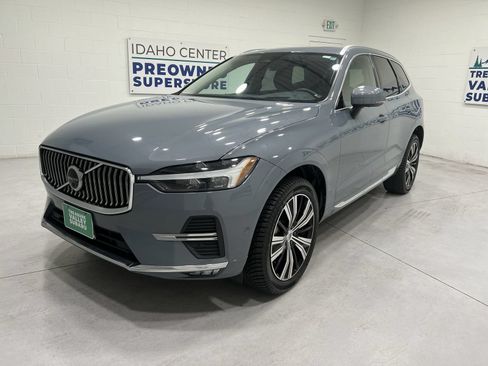 Used 2023 Volvo XC60 B5 Ultimate AWD/4WD image 4