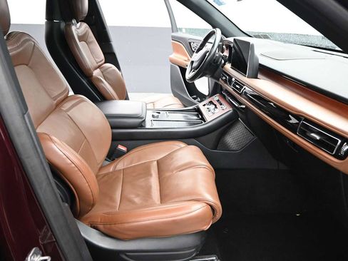 Used 2020 Lincoln Aviator Reserve w/ Equipment Group 202A AWD/4WD image 21