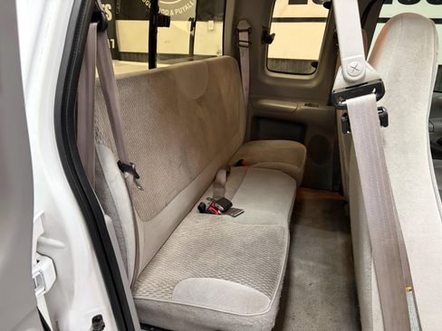 Used 1997 Ford F150 XLT RWD image 17