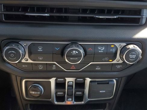 New 2026 Jeep Wrangler Unlimited Sport image 25