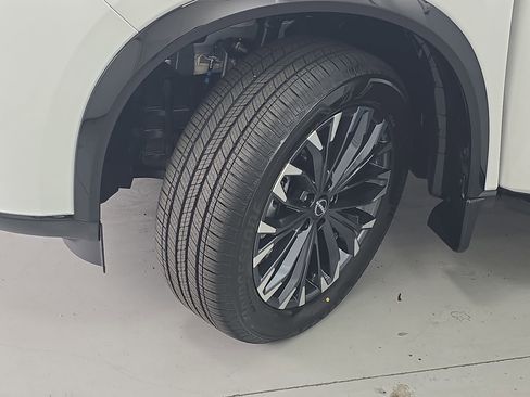 New 2026 Nissan Rogue Platinum w/ Tech Package AWD/4WD image 33