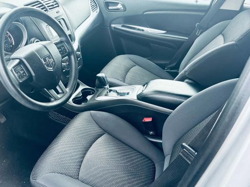 Used 2013 Dodge Journey SXT w/ Flexible Seating Group image 14