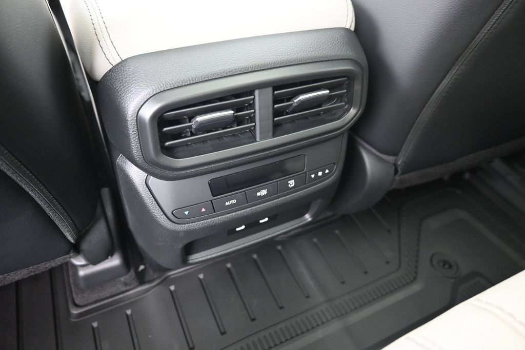 New 2026 Honda Pilot Touring image 26