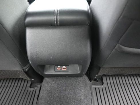 Used 2024 Nissan Altima 2.5 SV image 29